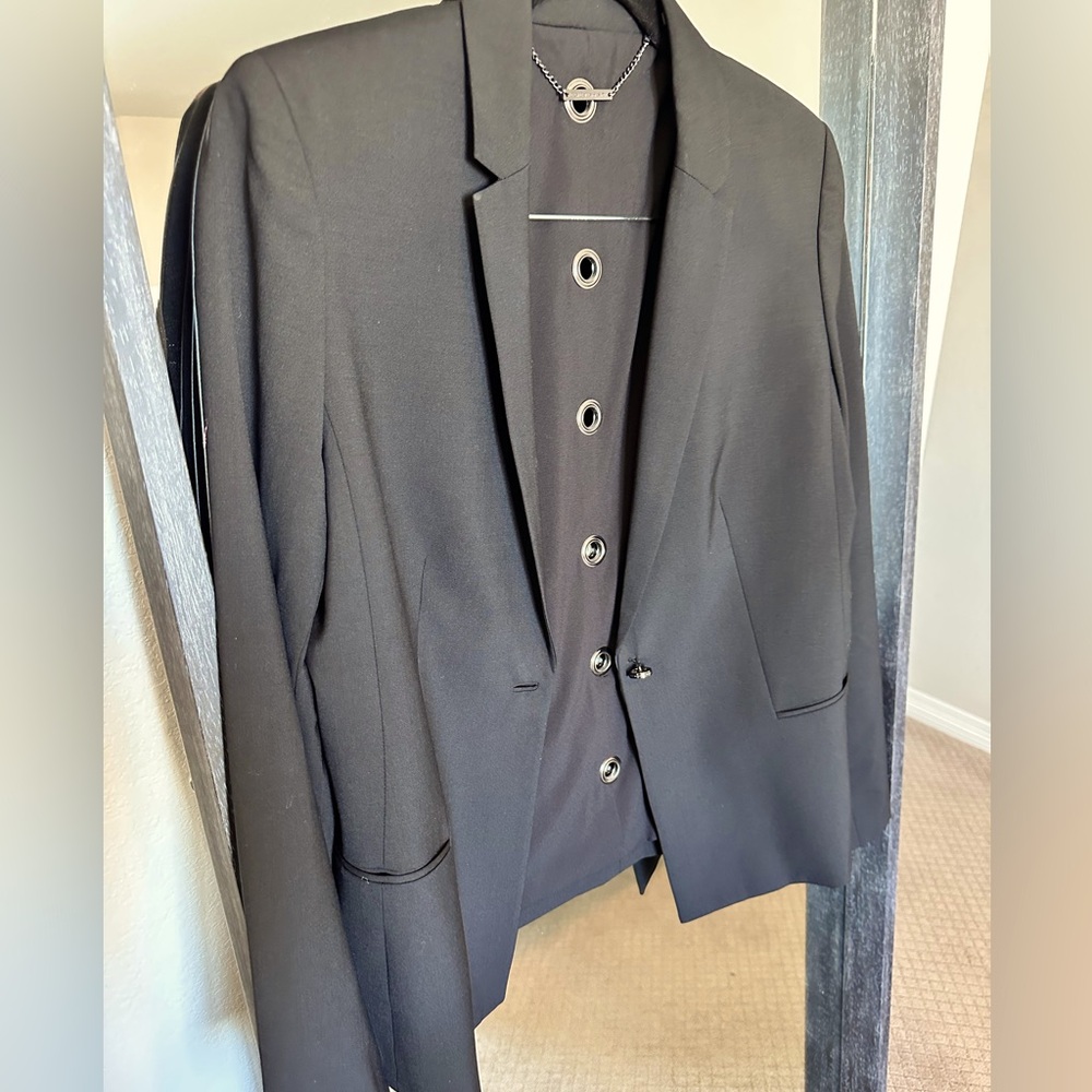 Elie Tahari jacket